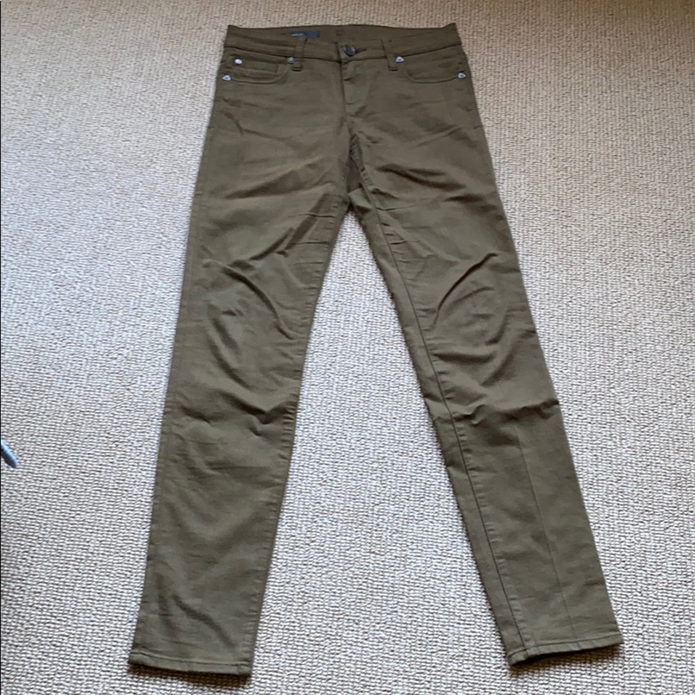 Kut from the Kloth Skinny Jeans in Olive